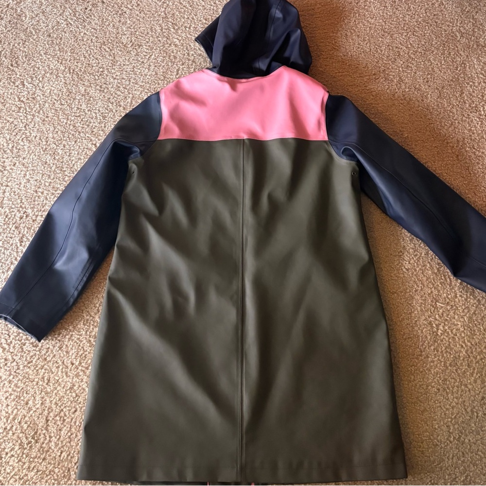 Boden Colorblock waterproof rain jacket - Picture 4 of 4